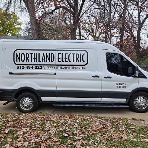 electrician Brooklyn Park MN-min